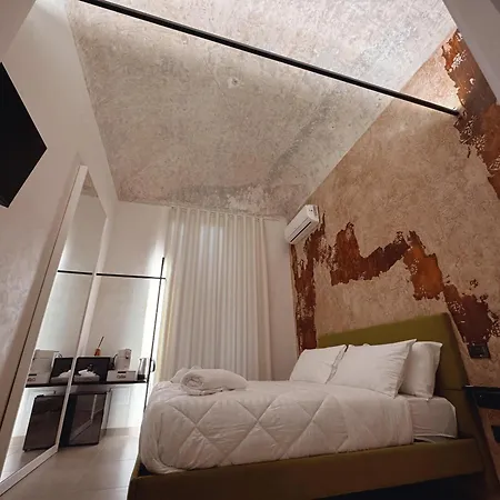 Corona Suite 4* باليرمو