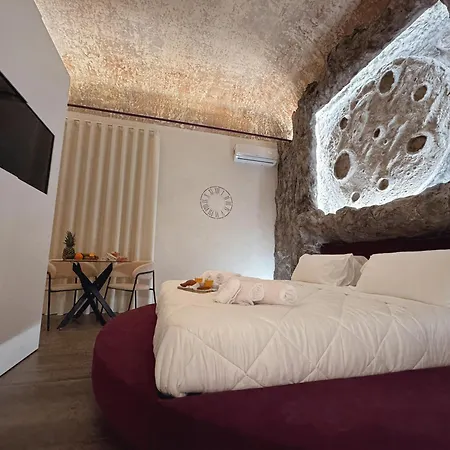 Corona Suite Bed & Breakfast *